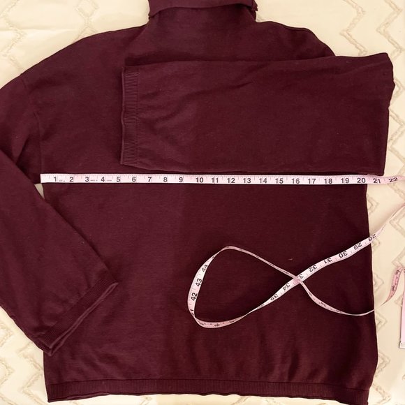 Michael Kors Wide Sleeve Pullover - Picture 3 of 8